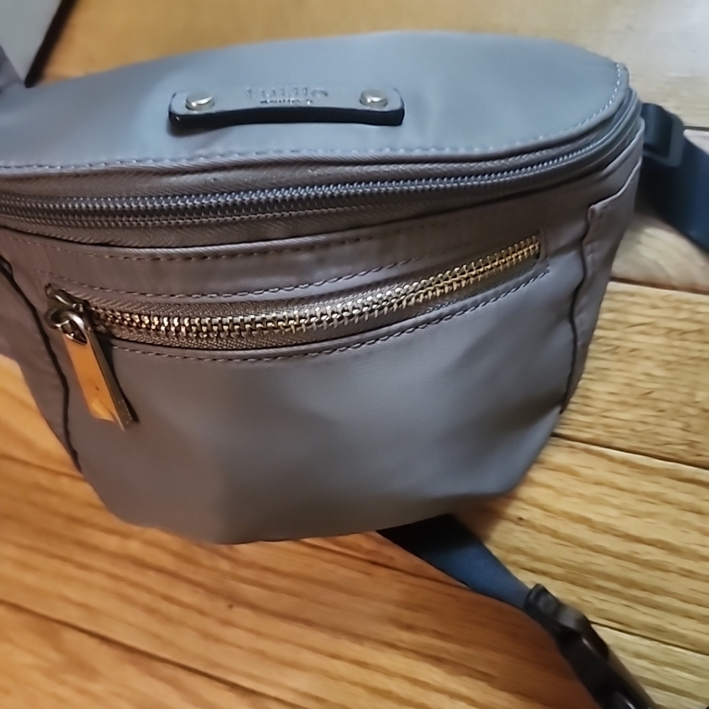 Tutilo New York Fannie Pack